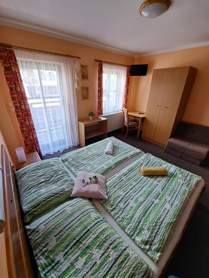U Bernardyna Hotel Harrachov Bagian luar foto
